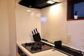 Room - Orange House Tsuruhashi｜With Garage, Accommodates 8 People (Osaka)