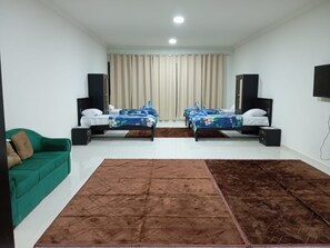 1 bedroom, iron/ironing board, internet, bed sheets - Eleganza House 00 (Abu Dhabi)