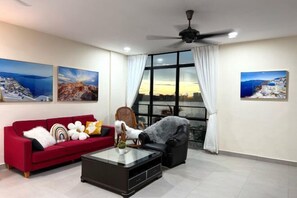 Children's area - Santorini 3000sqft Townvilla, rooftop BBQ, 5BR, 13pax (Puchong)