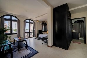 Room - Sila Vana Villa - Private 7BRs Pool Villa My Khe Beach Da Nang (Da Nang)