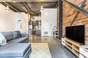 Room - Modern Studio + Prime Location by Zodiak Stays (Auckland)