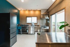 Cribs/infant beds - Ocean Palm Villa Ishigaki (Ishigaki)