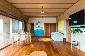 Cots/infant beds - Ocean Palm Villa Ishigaki (Ishigaki)
