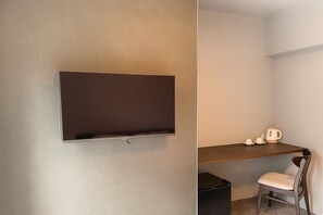 Standard-Doppelzimmer | Schreibtisch, kostenloses WLAN, Bettwäsche