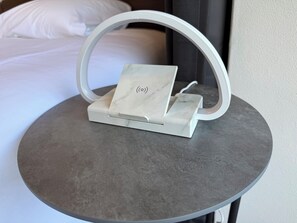 مكتب وواي فاي مجانًا