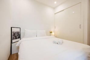 Room - Vinhomes Skylake Apartment By Pham Hung (Hanoi)