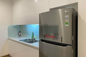 Meeting facility - Vinhomes Skylake Apartment By Pham Hung (Hanoi)