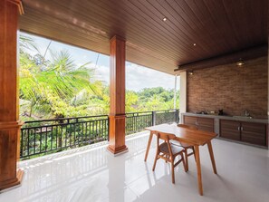 Deluxe Room, Kitchenette | Private kitchen - Puri Pudak Pondong Sari Villa (Sebatu)