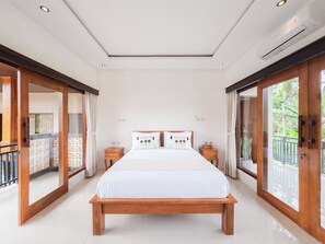 Deluxe Room, Bathtub | Desk, free WiFi, bed sheets - Puri Pudak Pondong Sari Villa (Sebatu)