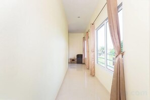 Unclassified image, 4 of 35, button - 99 Pool Villa (Pattaya)