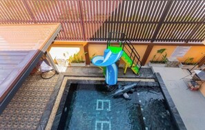 Unclassified image, 3 of 35, button - 99 Pool Villa (Pattaya)