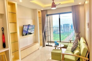 Living area - LukaHomes - Dcapitale/1BR+/City view (Hanoi)
