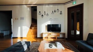 Uklassifisert bilde, 2 av 77, knapp
