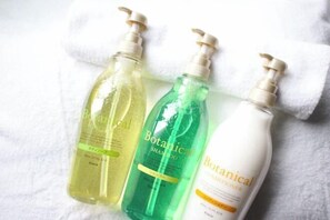Bathroom amenities