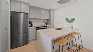 Unclassified image, 5 of 24, button - Sea Dunes Luxury Apartment - 10 steps to the beach (Moana)