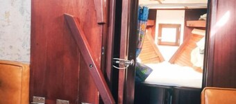 Two Bedroom 40FT Sailing Yacht(max can sleep 7)