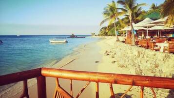 Quang cảnh nhìn từ nơi lưu trú