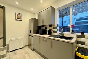 Private kitchen - CrowHill House (Cleethorpes)