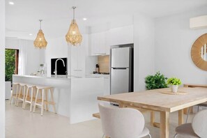 Dining - Seabreeze (kingscliff)