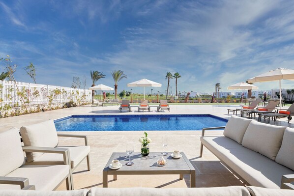 Outdoor pool - Pickalbatros Luxury Suites (Sharm El Sheikh)