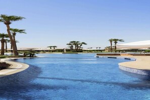 Outdoor pool - Pickalbatros Golf Luxury Suites - All Inclusive (Sharm El Sheikh)