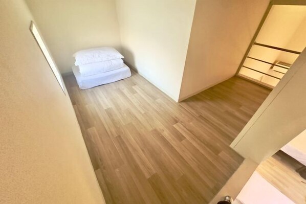 Room - Shinjuku、Kabukicyo 4 mins｜Up to 6 guests｜Newly renovated｜loft (Tokyo)