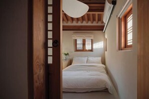 Room - The Korean Traditional Hanok in Downtown Seoul for convenient public transportation - Seoul Ari (Seoul)