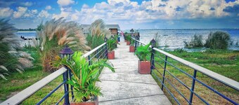 Subarna Bhumi Resort