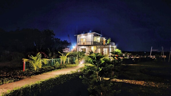 Deluxe Double Room, Balcony, River View