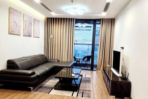 Interior - 4 bedroom apartment with beautiful view at vinhomes metropolis (Hanoi)