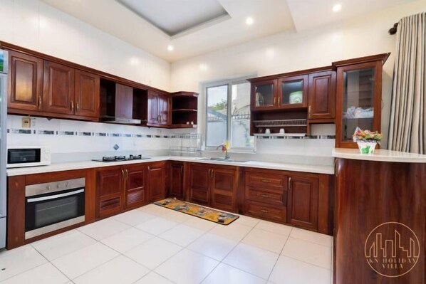 Restaurant - KN3 Holiday Villa (Ho Chi Minh City)