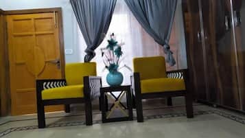 Tempat tidur bayi