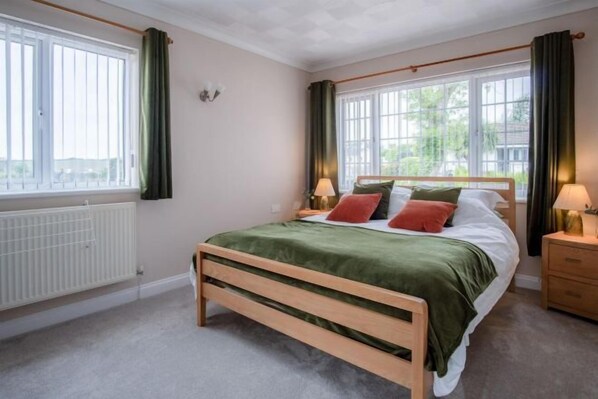 Room - 10 Warlows Meadow - 3 Bed Holiday Home - Manorbier (Manorbier)