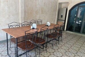 تناول الطعام