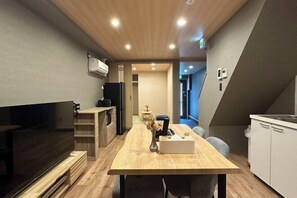 Room - Kin・ Tengachaya8-14 (Osaka)