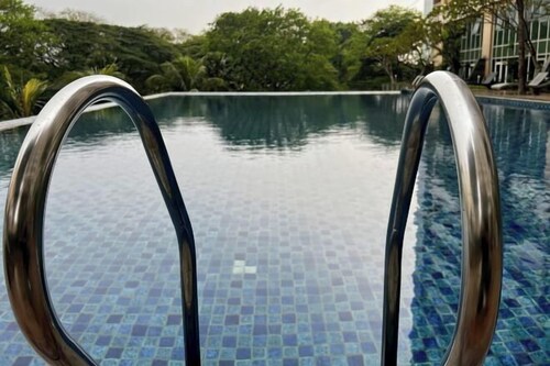 MODERn Trivium Apt 1BR w/ Wi-Fi, Pool & Gym