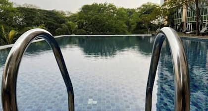 MODERn Trivium Apt 1BR w/ Wi-Fi, Pool & Gym