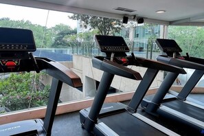 Fitness facility - MODERn Trivium Apt 1BR w/ Wi-Fi, Pool & Gym (South Cikarang)