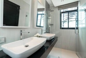 Bathroom - Namara The Residence (Phuket)