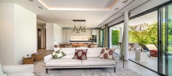 All About Villa Gardenias