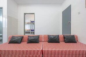 Room - 28 RESIDENCE-R13 (Sepang)