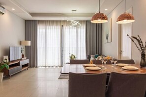 Restaurant - Diamond Island Highfloor RiverView 8min to D1 (Ho Chi Minh City)