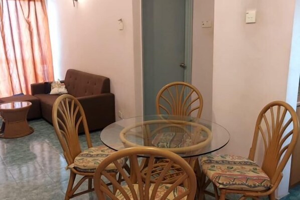 Dining - Glory 2 Beds Room by Alpine (Port Dickson)