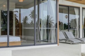 Room - Tropical Peaceful Poolside Retreat by Sea N' Rent (Koh Phangan)