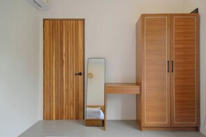 Room - Tropical Peaceful Poolside Retreat by Sea N' Rent (Koh Phangan)