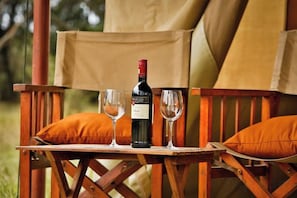 Unclassified image, 3 of 17, button - Kenzan Mara Camp (Serengeti)