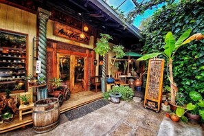 Quang cảnh nhìn từ nơi lưu trú