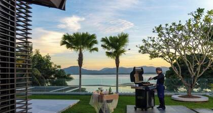 Luxury Beachfront Villas & Resort
