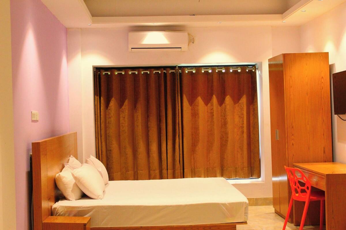Economy Double Room, Balcony, Garden View | Free WiFi