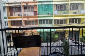Unclassified image, 3 of 8, button - MEEMAW'S HOUSE (Bangkok)